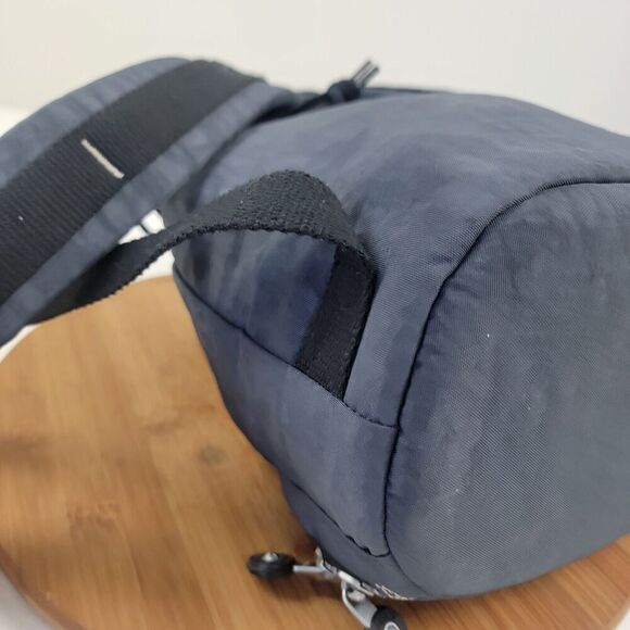 Kipling Drawstring Top Flap Backpack Blue Navy Lined Rucksack Hiking Outdoor Bag - Picture 11 of 14